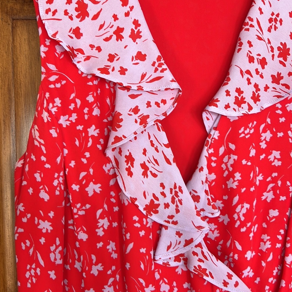 Red and lavender summer sun dress by Parker size 8. - Picture 3 of 7